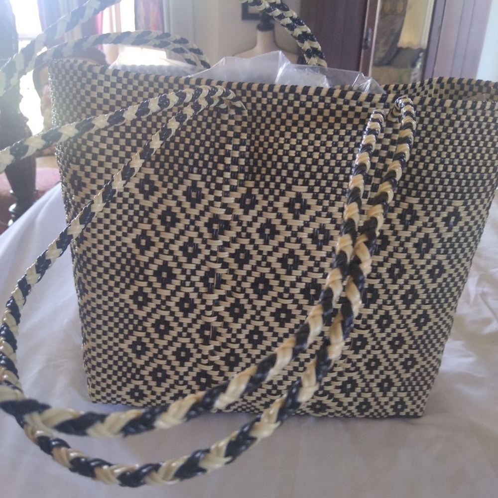 NWOT Women's Mackenzie-Childs Black & Beige Woven Tote Bag One Size - Picture 3 of 14